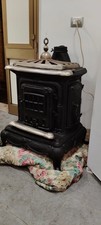 stufa a legna in ghisa usata